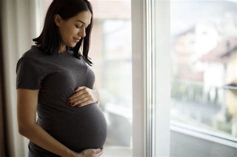 Penjelasan Dokter Mengapa Perut Ibu Hamil Besar Meski Berat Janin Rendah
