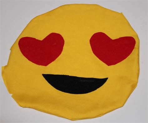 Diy Emoji Pillow Princesstafadzwa