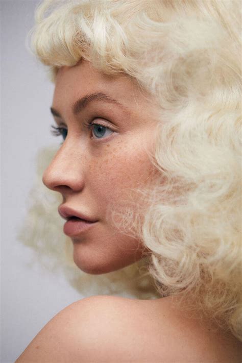 Christina Aguilera Shares Her No Makeup Look After 20 Years Of
