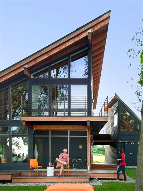 Modern Lakefront Home With Steep Angled Roof Kristen Lesperance Hgtv
