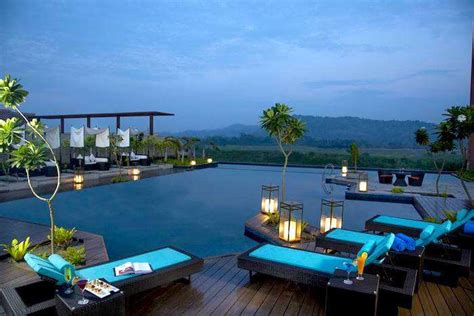 15 Best Hotels In Guwahati For All Types Of Travelers
