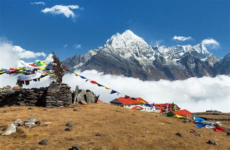 How To Hike The Nepal Mountains — Peakvisor