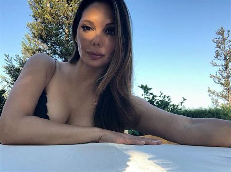 Hot Pictures Of Alex Meneses Which Will Make You Want Her The Viraler