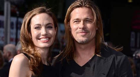 Née voight, formerly jolie pitt, born june 4, 1975) is an american actress, filmmaker, and humanitarian. As primeiras fotos de Angelina Jolie depois da operação ...