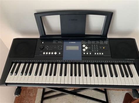Yamaha Keyboard Psr E333 E 333 Hobbies And Toys Music And Media Musical