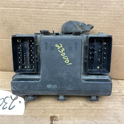2013 2016 Ford Fusion 20l Engine Fuse Box Relay Junction Block Oem 59