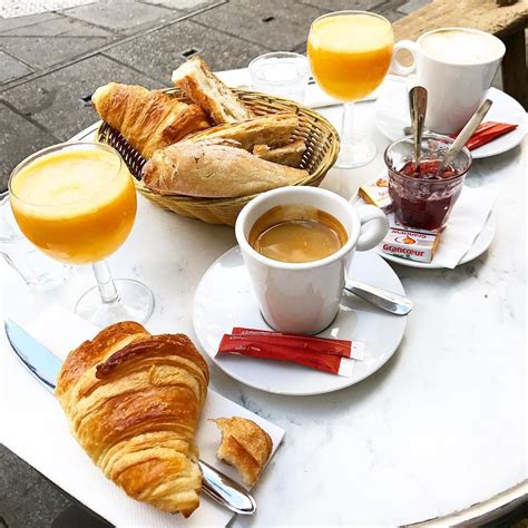 Eat Like The French For Each Meal And Let Your Tastebuds Run Wild French Breakfast Typical
