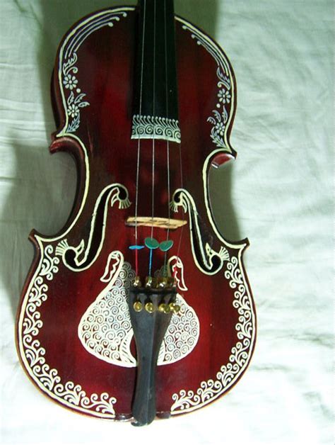31 Custom Painted Violins Guitars And Cellos