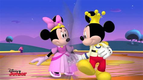 Minnie Mouse Mickey Mouse As Prince And Princess Hd Cartoon Wallpapers