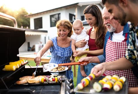 a better barbecue 10 tips to grilling healthier meals a healthier michigan