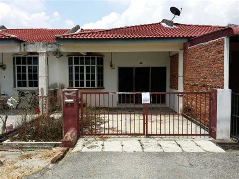 King edward's will live forever as long as the taiping hills stands king edward's will shine forever for the glory of this land in this year of our victory we. Auction: A Single Storey Terrace House (intermediate unit ...