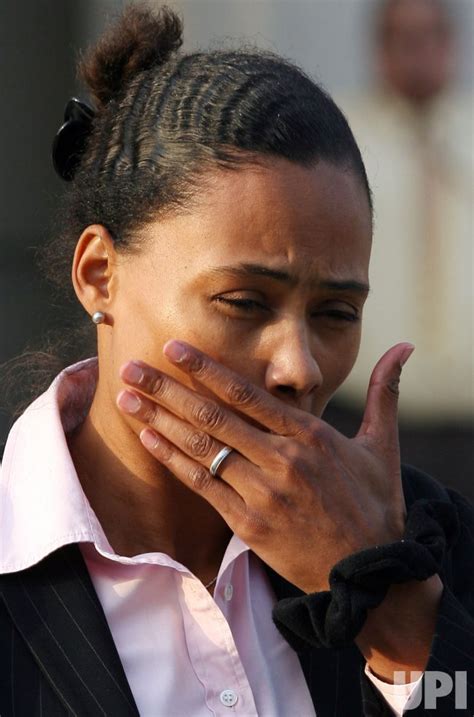 Photo Marion Jones Pleads Guilty To Lying To Federal Investigators In New York Nyp20071005108