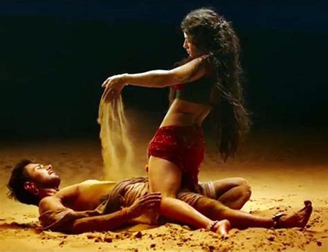 Naked Sunny Leone In Ek Paheli Leela