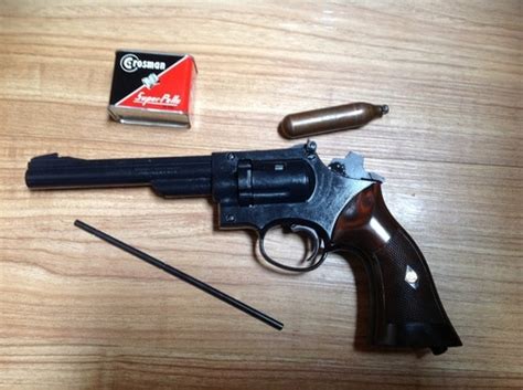 Crosman Excellent 38t 22 Cal Co2 Pistol In The Box With Ammo I Sell