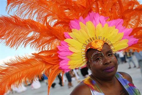 Caribbean Carnival Costumes Light Up The Night Toronto Star