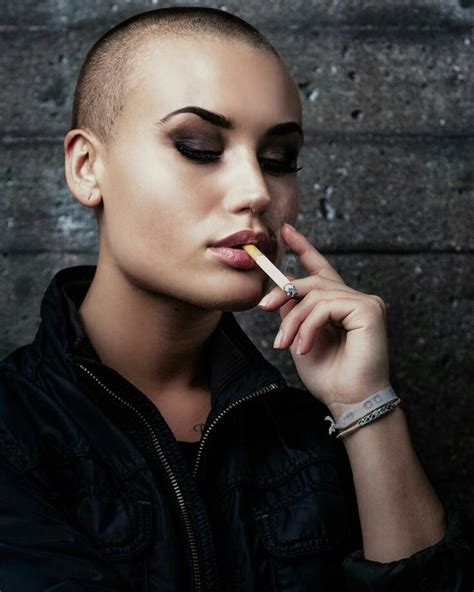 Pin By Shalise Meredith On Smoke Girl Smoking Shaved Head Fashion Model Poses