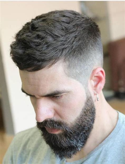 short hair cut with beard tristonsalote