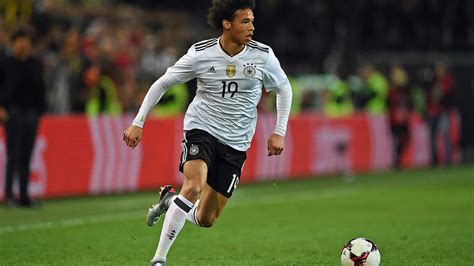 He is one of the best wingers in the world and has done endorsement work for popular brands like nike. News :: DFB - Deutscher Fußball-Bund e.V.