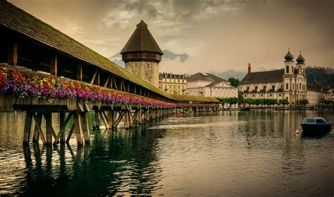 Pow The Chapel Bridge In Lucerne Switzerland Find Away Photography