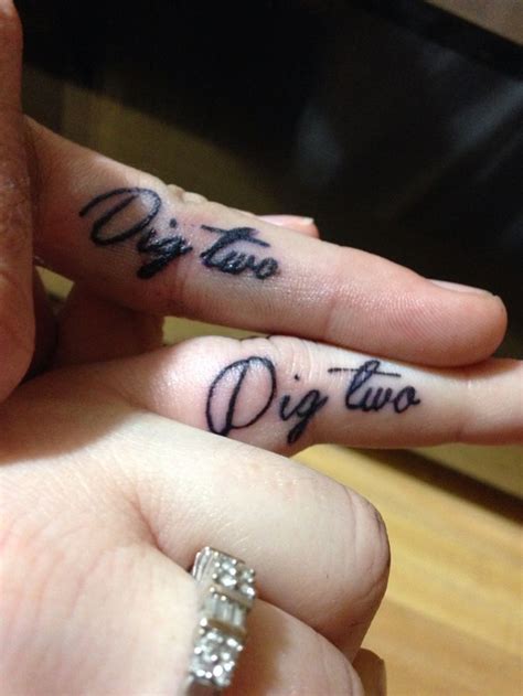 Couples Finger Tattoo Dig Two From The Band Perry Song Marriage Love Finger Tattoos For