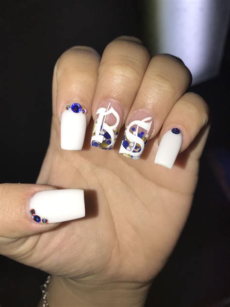 Holly Nails Nails With Initial A