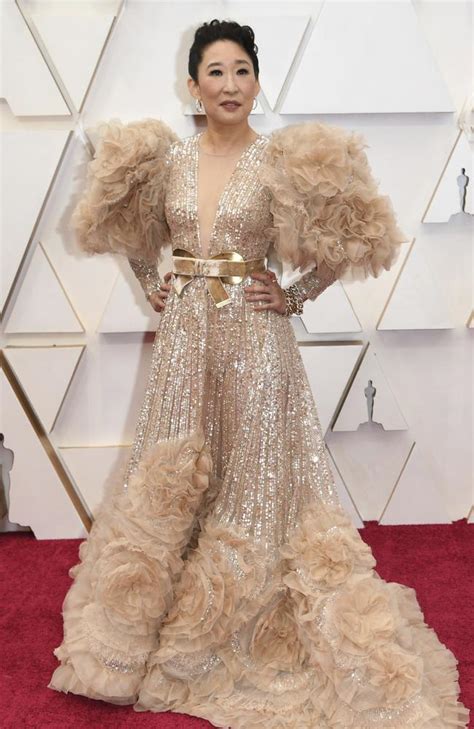 Oscars 2020 Fashion Critical Red Carpet Snarks On Hollywood