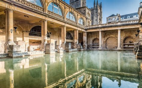 Convert time between multiple locations, check timezone time, city time, plan travel time, flight arrival time. The best things to do in Bath | Telegraph Travel