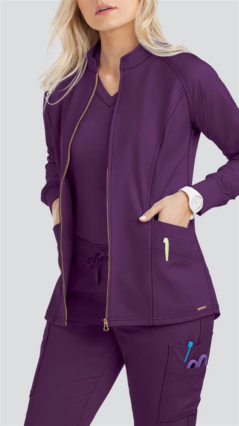 Who Doesnt Want Scrubs That Combine Fashion And Function Medical Scrubs Fashion Stylish