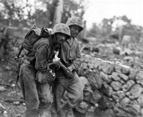 Wounded 5th Marines On Okinawa May 1945 World War Photos