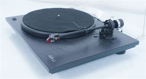 Music Hall Mmf 21 Belt Drive Turntable With Tracker Cartridge The