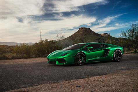 Emerald Lamborghini Aventador On The Road Photo 14095 Free 3d