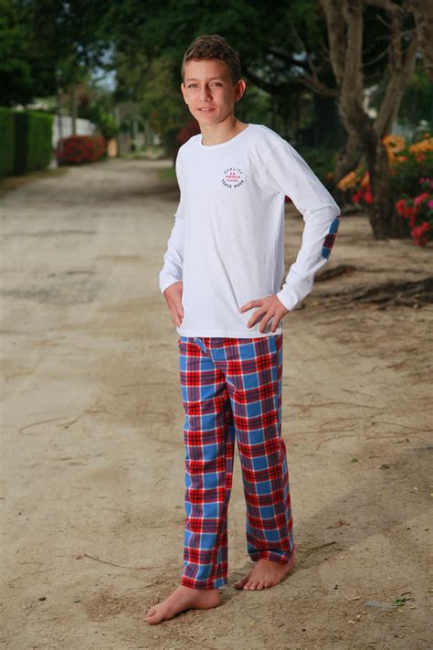 Annonce vente pyjama garçon 6 ans lot 7 ? Pyjama Long Twill Carreau Rouge Bleu Garçon Gonzague Jr ...