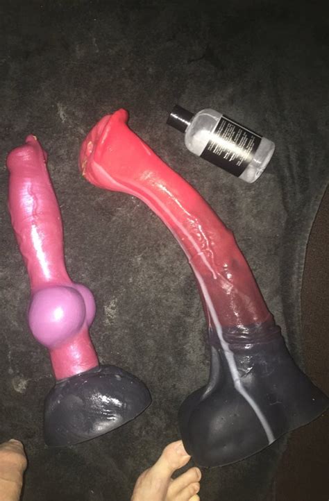 Anal Huge Toys  Porn Pictures