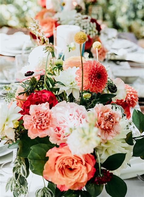 Living Coral Wedding Ideas For Your Big Day Inspired By This
