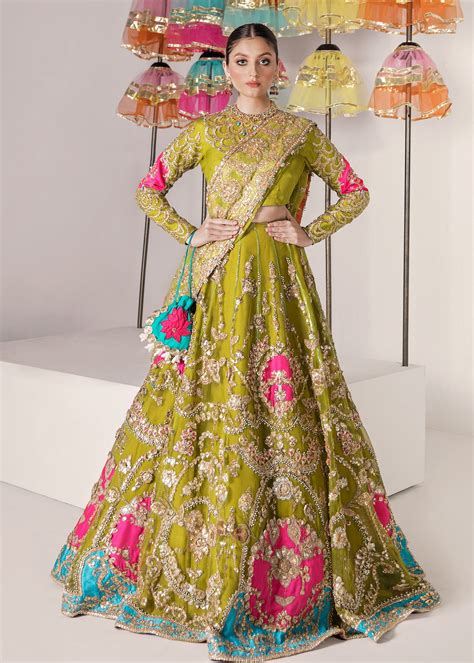 Mayun Mehndi Lehengas Ali Xeeshan Latest Bridal Dresses Latest Wedding Collection 9