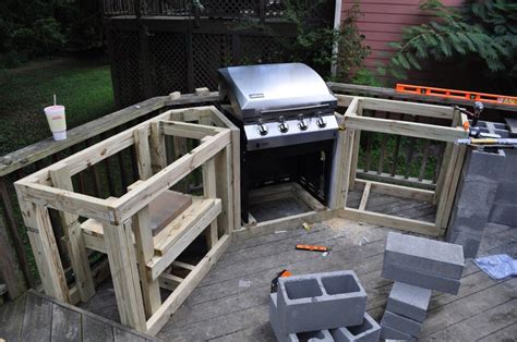 This diy project shows you how to make the foundation, construct the brick walls and make the in this diy project, i will show you how to build a beautiful and rustic outdoor kitchen from scratch, in which you can enjoy both cooking your favorite. Pin on Home Design