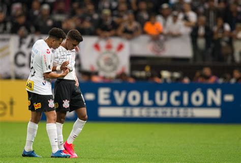 Como Corinthians tenta evitar perder Pedrinho em 10 dias | Esporte ...