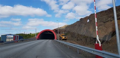 Tunnels In North Iceland — Hotel Akureyri