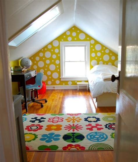 Decorate the ceiling with rustic beams to be a little artsy. 25 Inspirational Attic Room Design Ideas | HomeMydesign