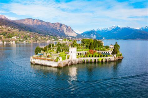 Lake Como And Lake Maggiore By Coach 9 Days · Mistral Holidays