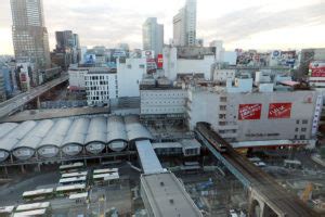 비탄의 망령은 은퇴하고싶다 1권 선탈주. 渋谷駅の周辺が高層ビルだらけに、激変する街で「東横線 ...