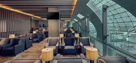 Inside the luxe new lounge at Dubai international Airport ...