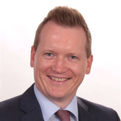 Stratmann specializes in abdominal contents including the esophagus, stomach, liver, gallbladder, pancreas and often thyroid glands. Sven Stratmann - Personenversicherungsspezialist und ...