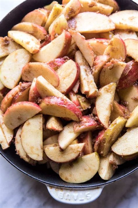 The best baking apples typically come in october, so having honeycrisp around to use in early september is a nice perk as they aren't a lot of good baking apples at the start of the primary season. Honeycrisp Apple Pandowdy. - Half Baked Harvest