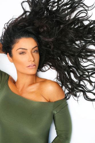 Natalie Eva Marie The Wwe Superstar Proves Shes More Than A Diva