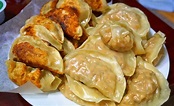 Recipe: Kimchi Mandu (Kimchi and Pork Stuffed Dumplings)