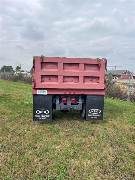 dump truck - Commercial Trucks - Sylvania, Ohio | Facebook Marketplace