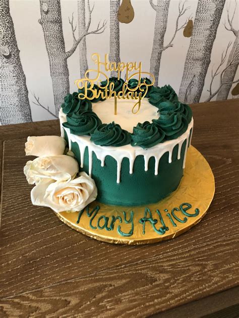 Green Themed Green Cake Decor Ideas For Nature Inspired Cakes