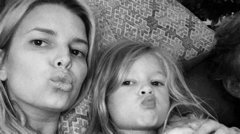 Jessica Simpson S Daughter Accidentally Cuts Her Own Hair Mommy Is Not Happy Entertainment