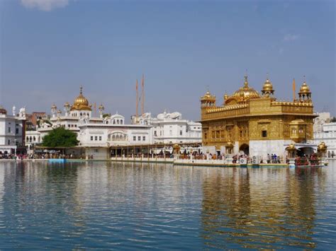 Indias Golden Temple In Amritsar An Incredible Sacred Place That